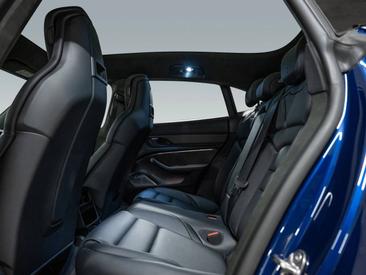 Porsche Taycan ph2 Turbo S Cross Turismo — photo 18