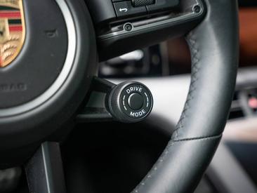 Porsche Taycan ph2 4S Cross Turismo — photo 35