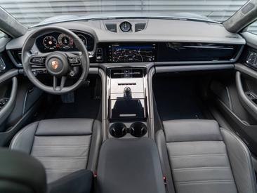 Porsche Panamera III GTS — photo 33