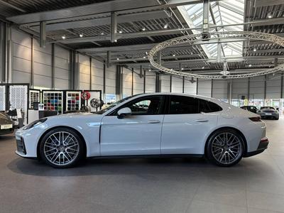 Porsche Panamera III 4 E-Hybrid