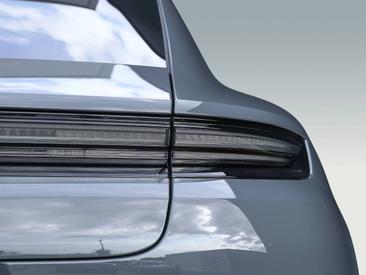 Porsche Panamera III 4S E-Hybrid — photo 9