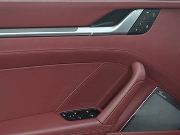 Porsche 992 I Carrera 4S — photo 14