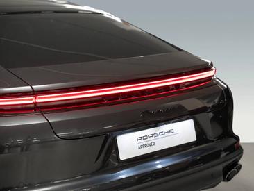 Porsche Panamera III 4 E-Hybrid — photo 12