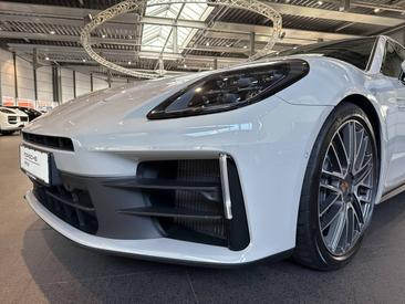 Porsche Panamera III 4 E-Hybrid — photo 9