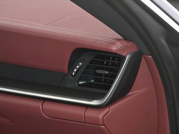 Porsche 992 I Carrera 4S — photo 20