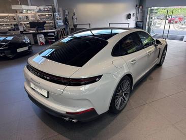 Porsche Panamera III 4 E-Hybrid — photo 13
