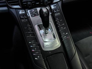 Porsche Panamera I ph2 GTS — photo 19