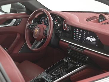 Porsche 992 I Carrera 4S — photo 24