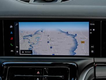 Porsche Panamera III 4 E-Hybrid — photo 15