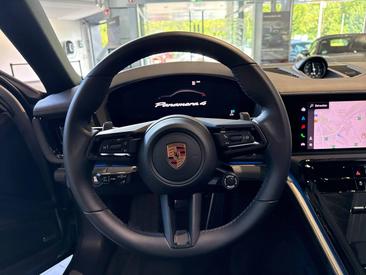 Porsche Panamera III 4 E-Hybrid — photo 17
