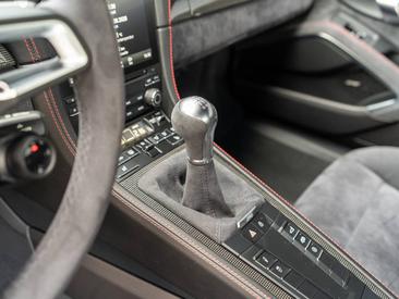 Porsche 718 type 982 Cayman GTS 4.0 — photo 36