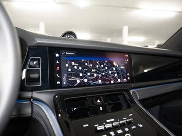 Porsche Panamera III 4 E-Hybrid — photo 25