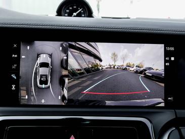 Porsche Panamera III 4 E-Hybrid — photo 24