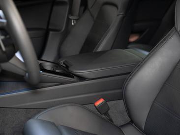 Porsche Panamera III 4 E-Hybrid — photo 28