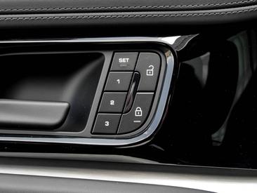 Porsche Panamera III 4 E-Hybrid — photo 25