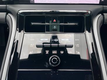 Porsche Panamera III 4 E-Hybrid — photo 25