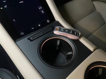 Porsche Taycan ph2 4S Sport Turismo Black Edition — photo 19
