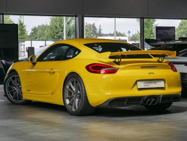 Porsche 981 Cayman Cayman GT4 — photo 3