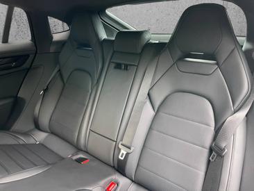 Porsche Panamera III 4 E-Hybrid — photo 34
