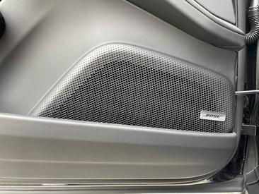 Porsche Panamera III 4 E-Hybrid — photo 39
