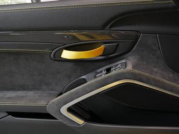 Porsche 981 Cayman Cayman GT4 — photo 21