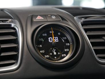 Porsche 981 Cayman Cayman GT4 — photo 24