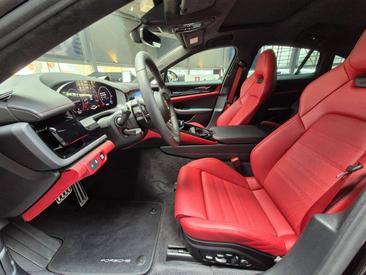 Porsche Panamera III GTS — photo 17