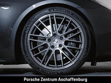 Porsche Panamera III 4 E-Hybrid — photo 10