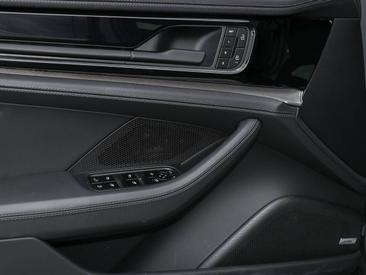 Porsche Panamera III 4S E-Hybrid — photo 23