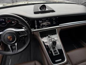 Porsche Panamera II 4S — photo 19