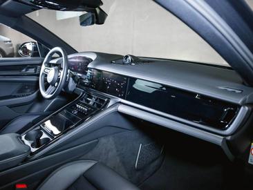 Porsche Panamera III 4 E-Hybrid — photo 19