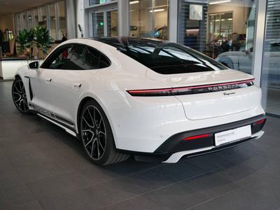 Porsche Taycan ph2