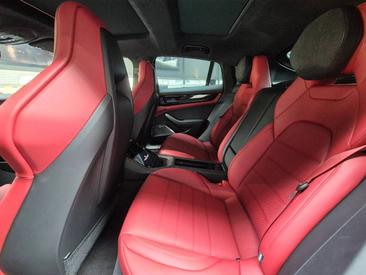 Porsche Panamera III GTS — photo 29
