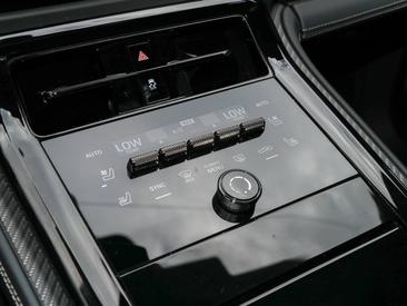 Porsche Panamera III Turbo S E-Hybrid Executive — photo 22