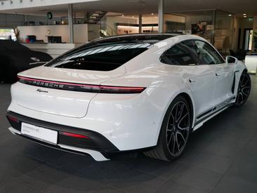 Porsche Taycan ph2 — photo 7