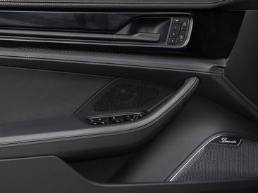 Porsche Panamera III Turbo S E-Hybrid Executive — photo 26