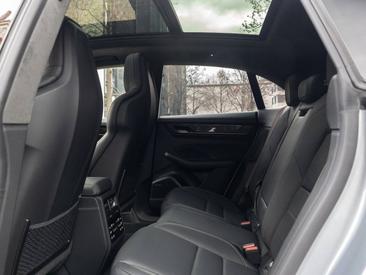 Porsche Macan Electrique Turbo — photo 17