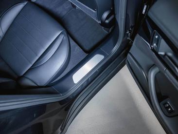Porsche Panamera III 4 E-Hybrid — photo 29