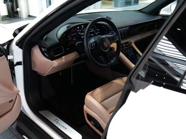 Porsche Taycan ph2 — photo 13