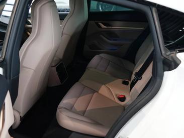 Porsche Taycan ph2 — photo 15