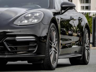 Porsche Panamera II GTS Sport Turismo — photo 8