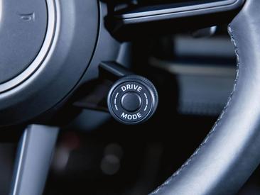 Porsche Panamera III 4 E-Hybrid — photo 31