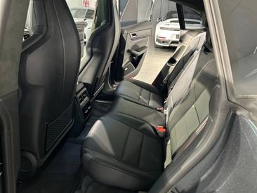 Porsche Macan Electrique Turbo — photo 21
