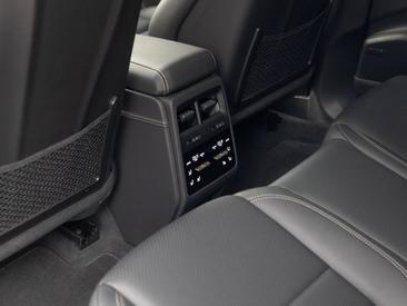 Porsche Macan Electrique Turbo — photo 22