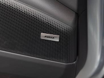 Porsche Macan Electrique Turbo — photo 23