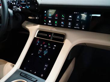 Porsche Taycan ph2 — photo 19