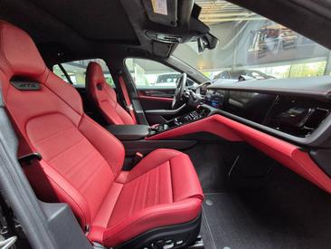Porsche Panamera III GTS — photo 41
