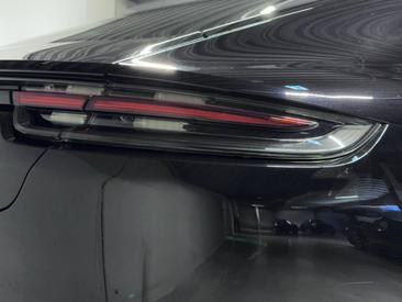 Porsche Panamera II 4 E-Hybrid — photo 10