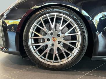 Porsche Panamera III 4 — photo 6