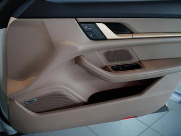 Porsche Taycan ph2 — photo 31
